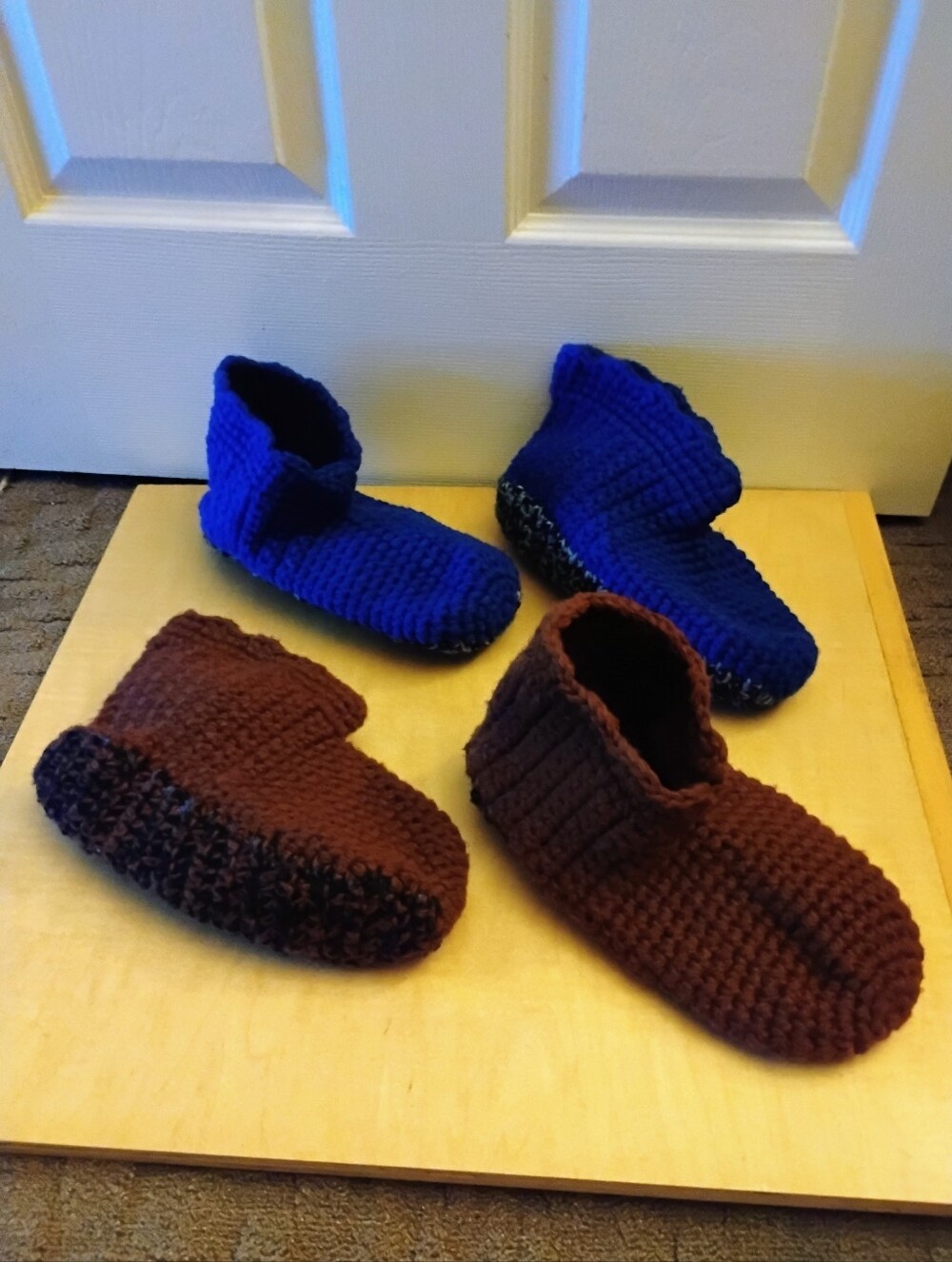Vintage 1970s Hand Crafted Knitted Slip On Winter Booties Shoes Size 10 Pair